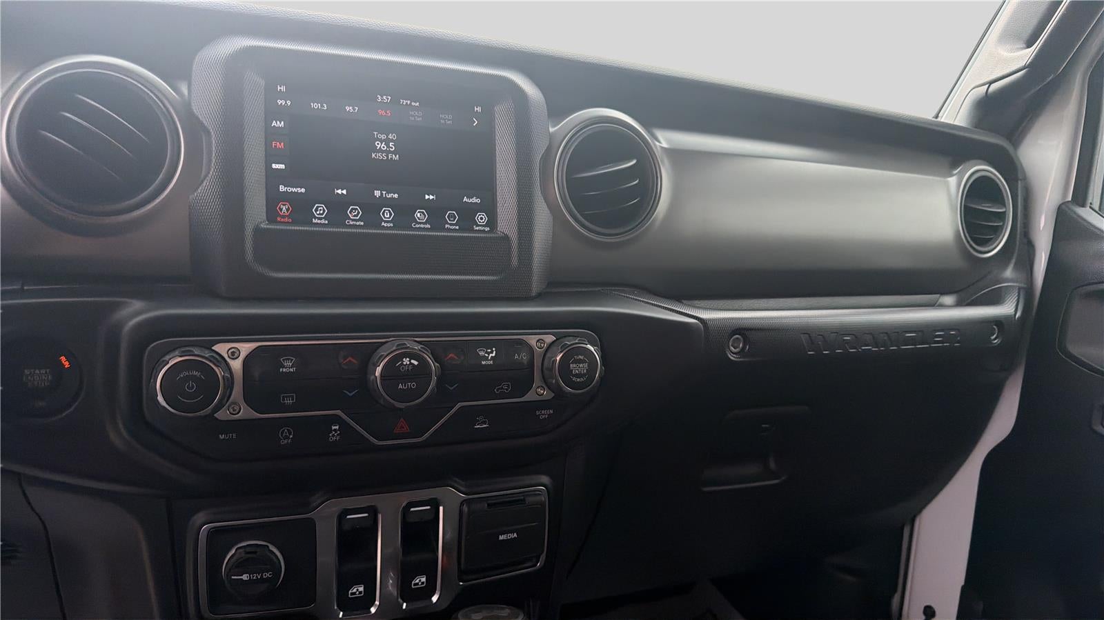 2022 Jeep Wrangler Willys