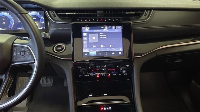 2022 Jeep Grand Cherokee Altitude