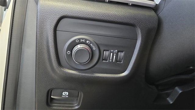 2022 Jeep Grand Cherokee Altitude