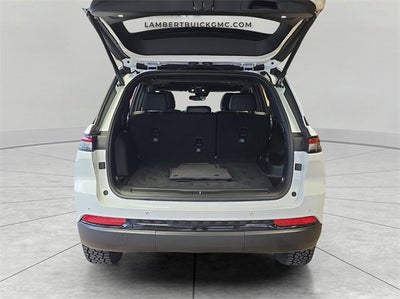 2022 Jeep Grand Cherokee Altitude