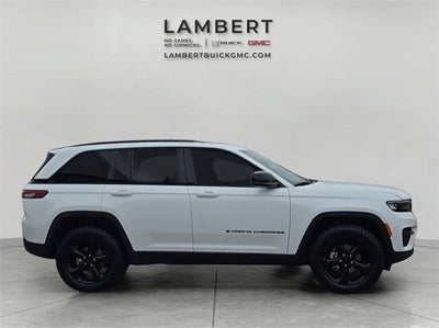 2022 Jeep Grand Cherokee Altitude