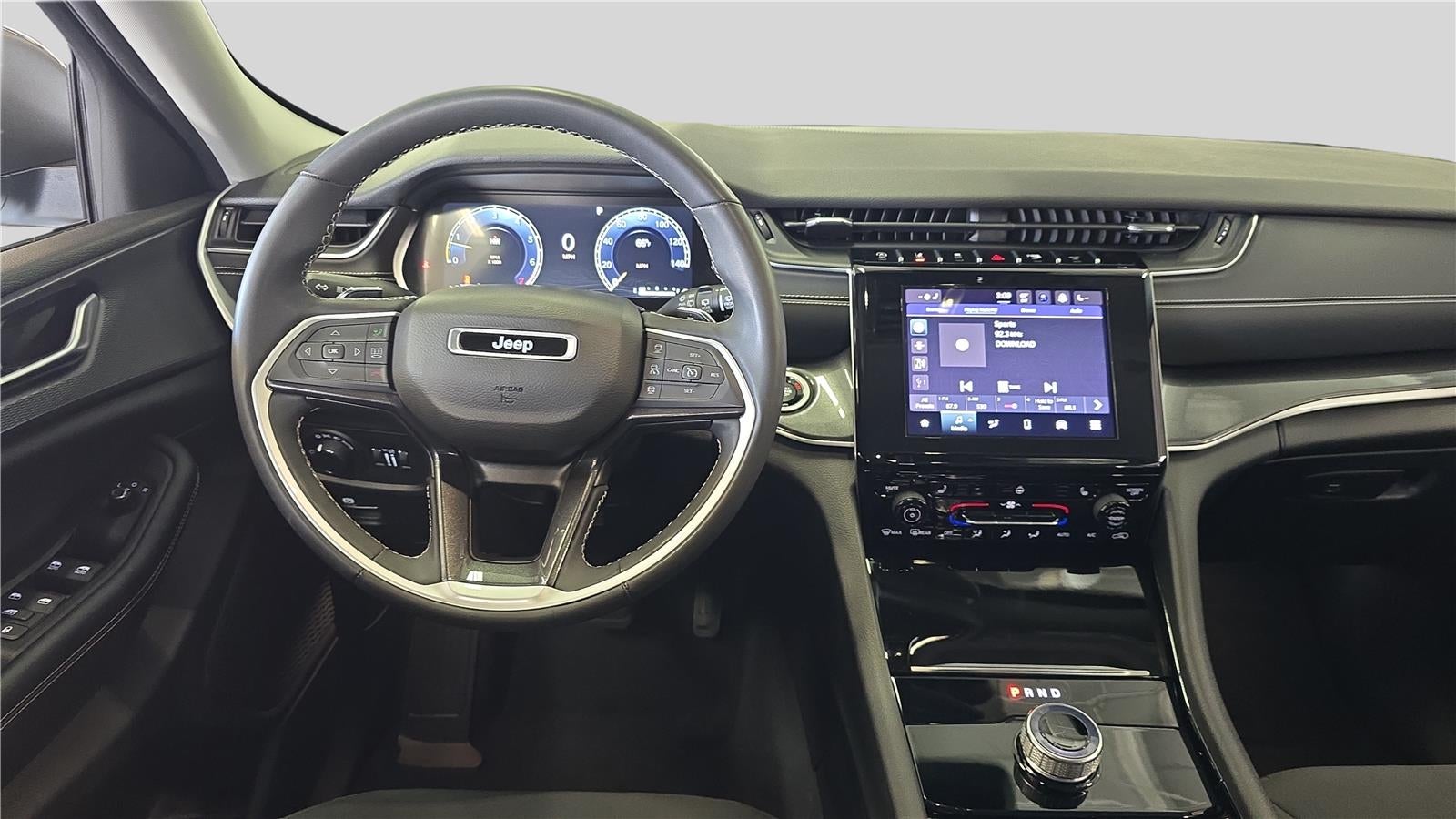 2023 Jeep Grand Cherokee Laredo