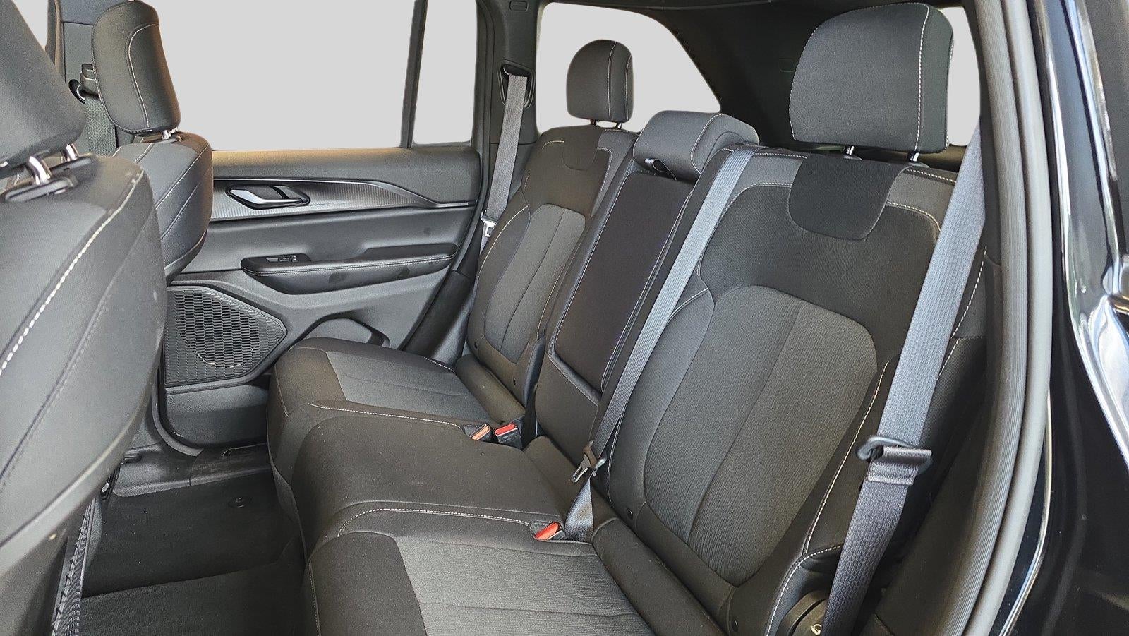 2024 Jeep Grand Cherokee Laredo X