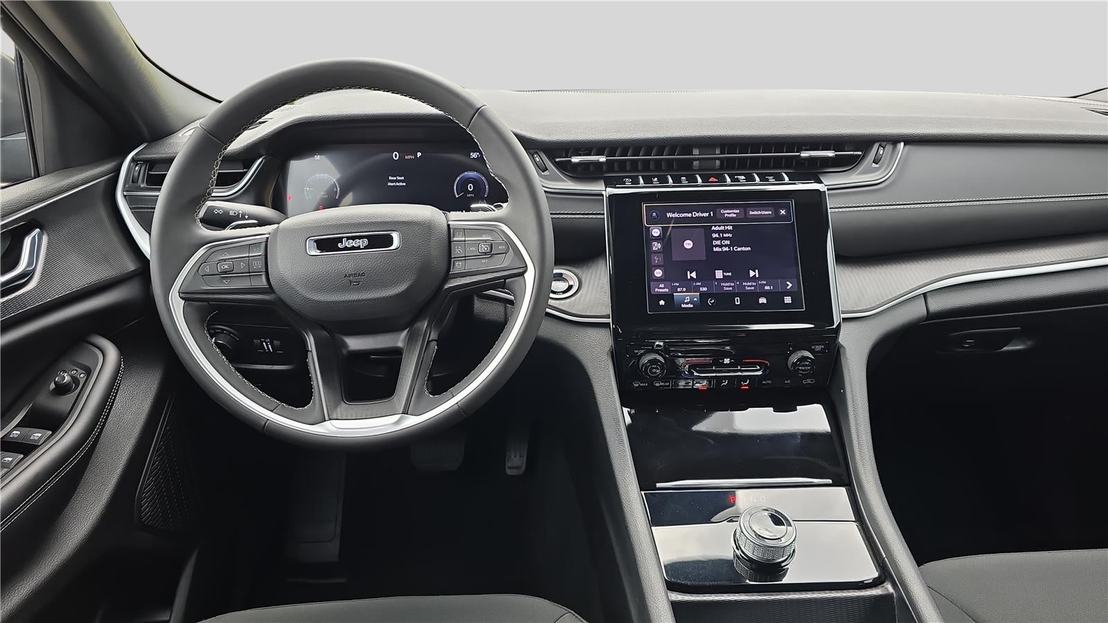 2025 Jeep Grand Cherokee Laredo X