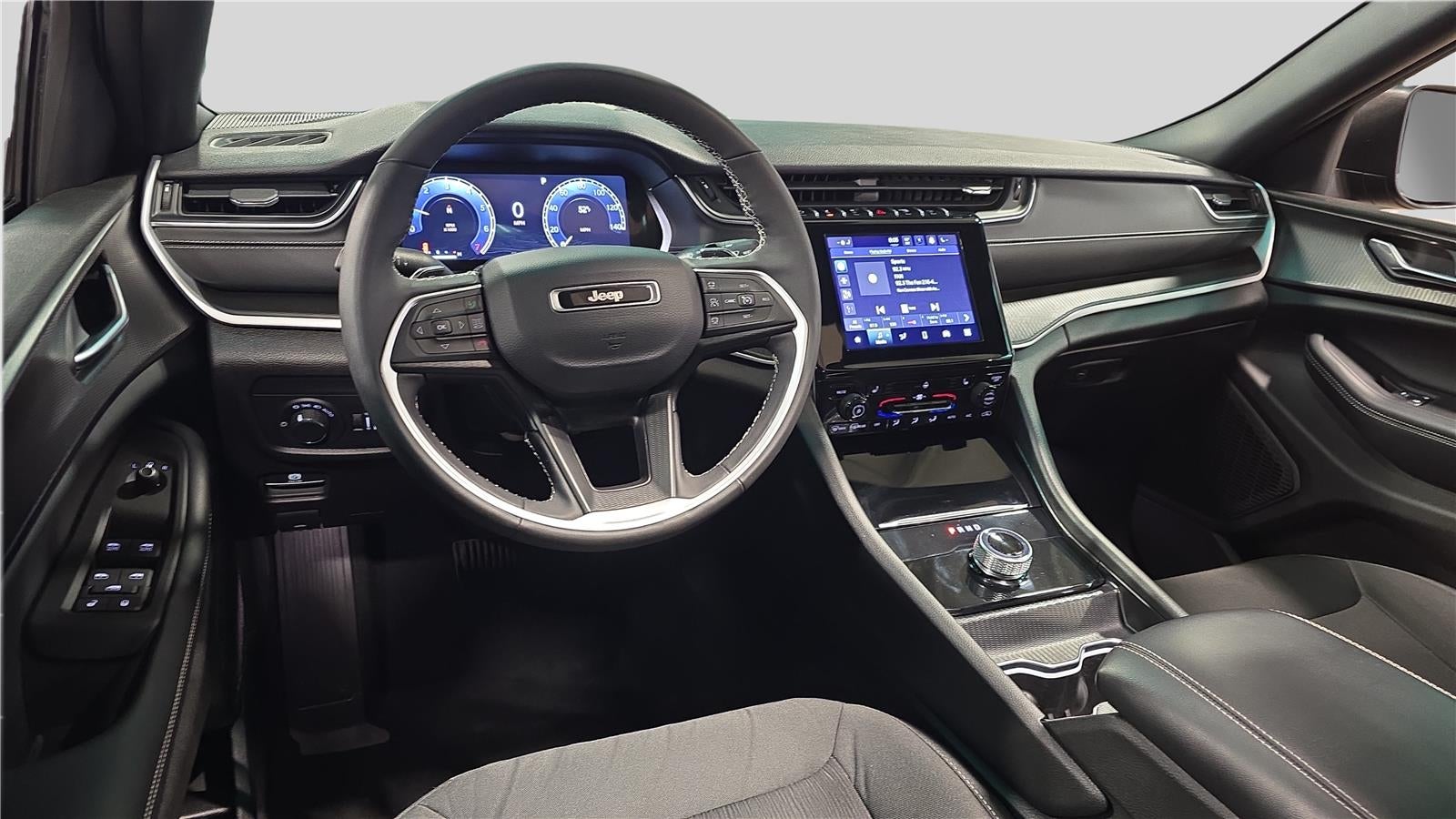 2024 Jeep Grand Cherokee Laredo X