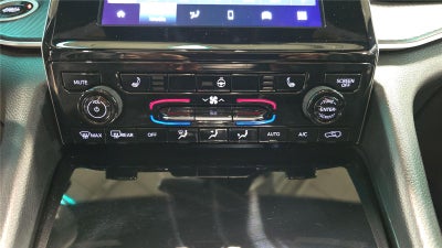 2024 Jeep Grand Cherokee Laredo X