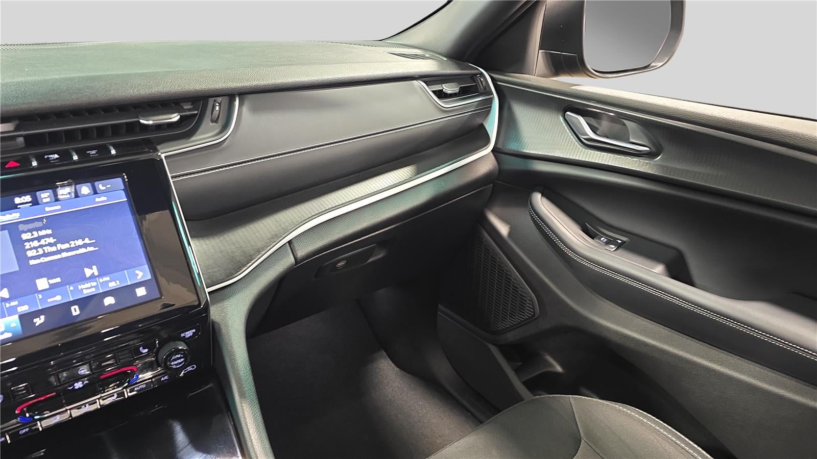 2024 Jeep Grand Cherokee Laredo X