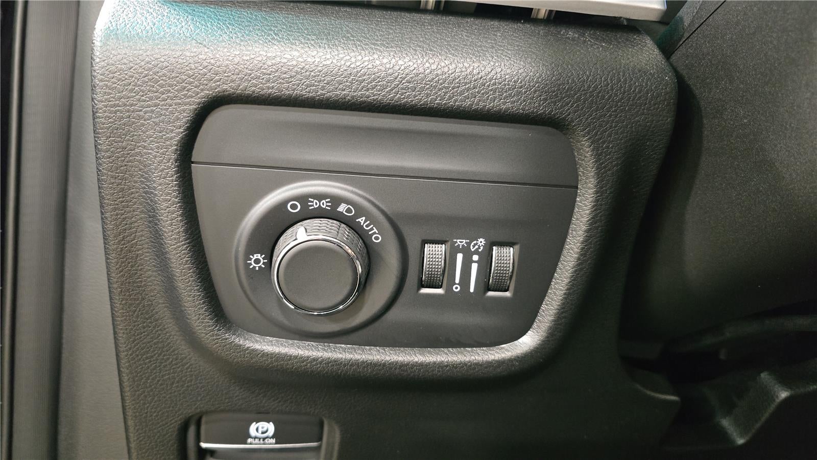 2024 Jeep Grand Cherokee Laredo X