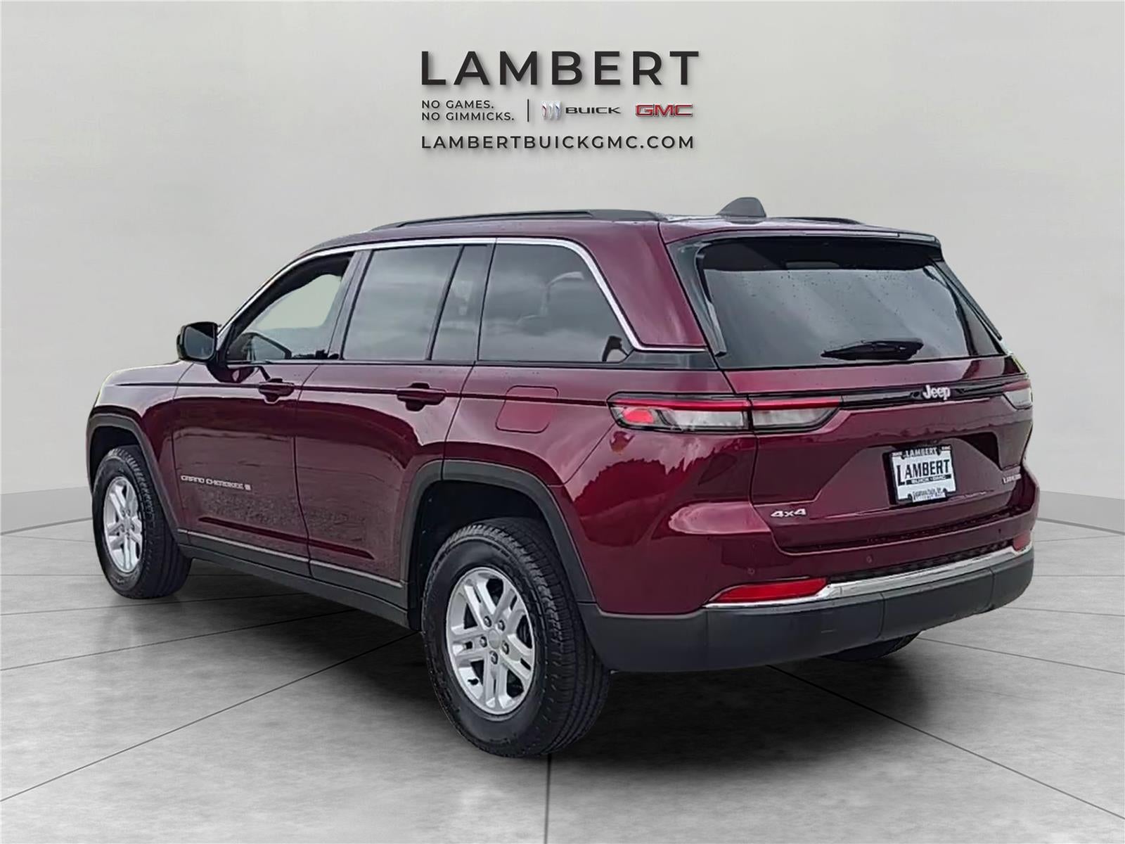 2025 Jeep Grand Cherokee Laredo