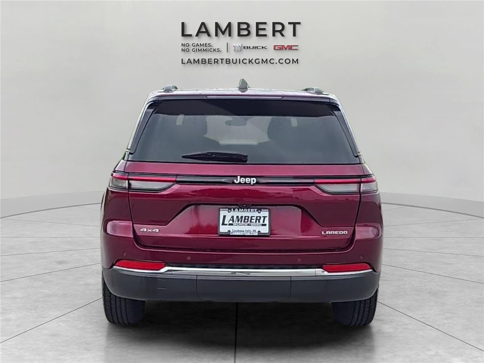 2025 Jeep Grand Cherokee Laredo