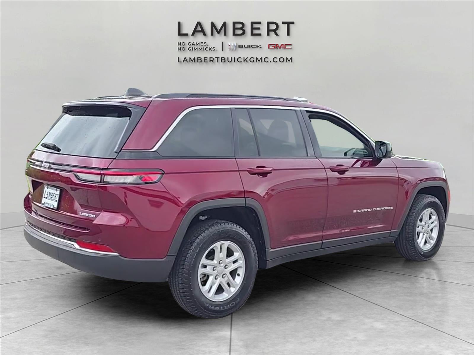 2025 Jeep Grand Cherokee Laredo