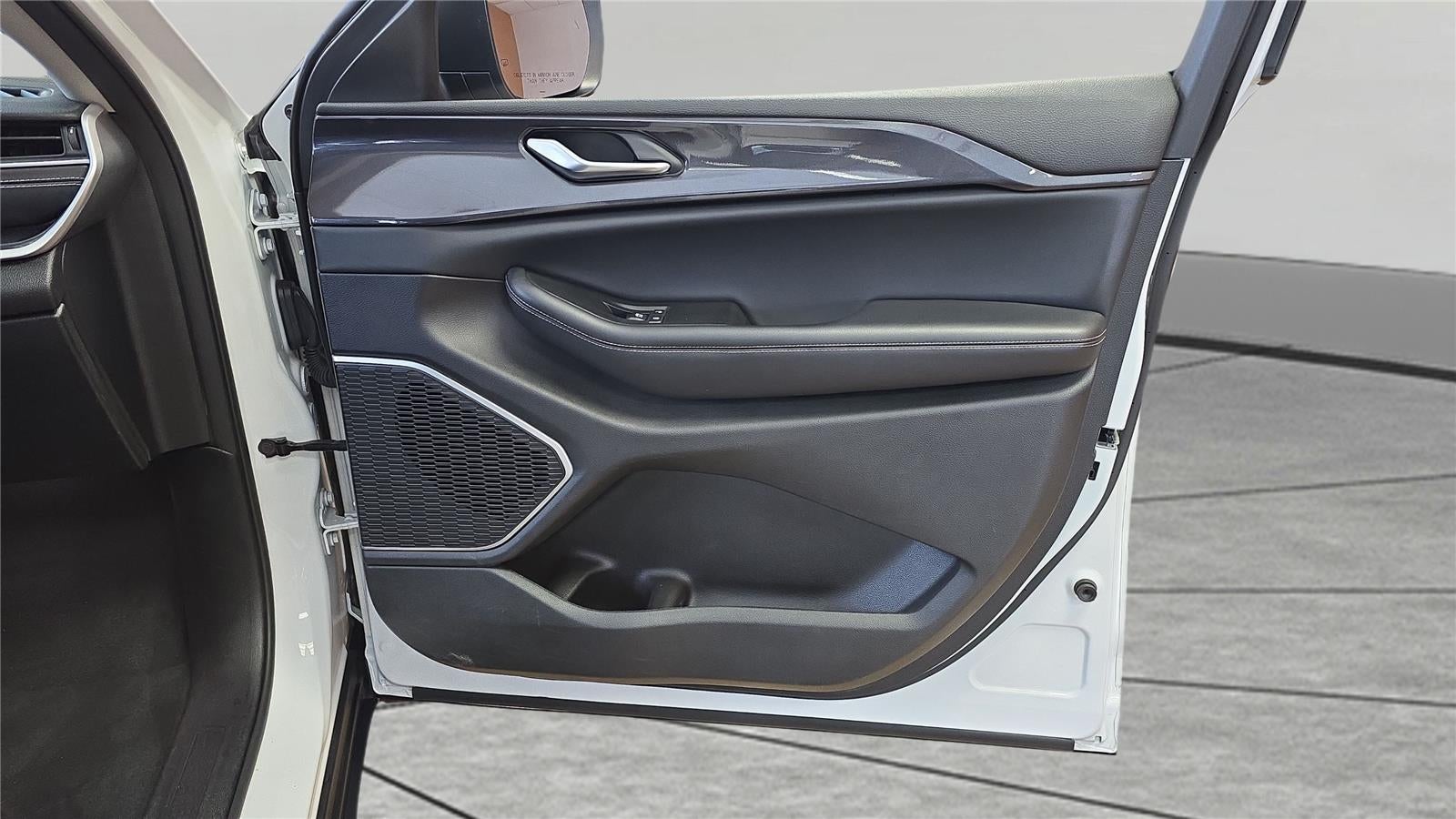 2022 Jeep Grand Cherokee Laredo