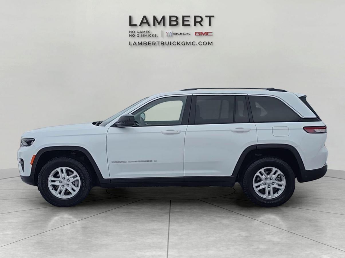 2022 Jeep Grand Cherokee Laredo