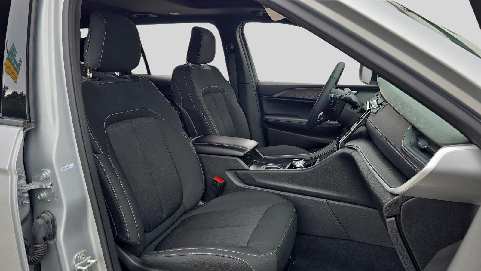 2025 Jeep Grand Cherokee L Laredo X