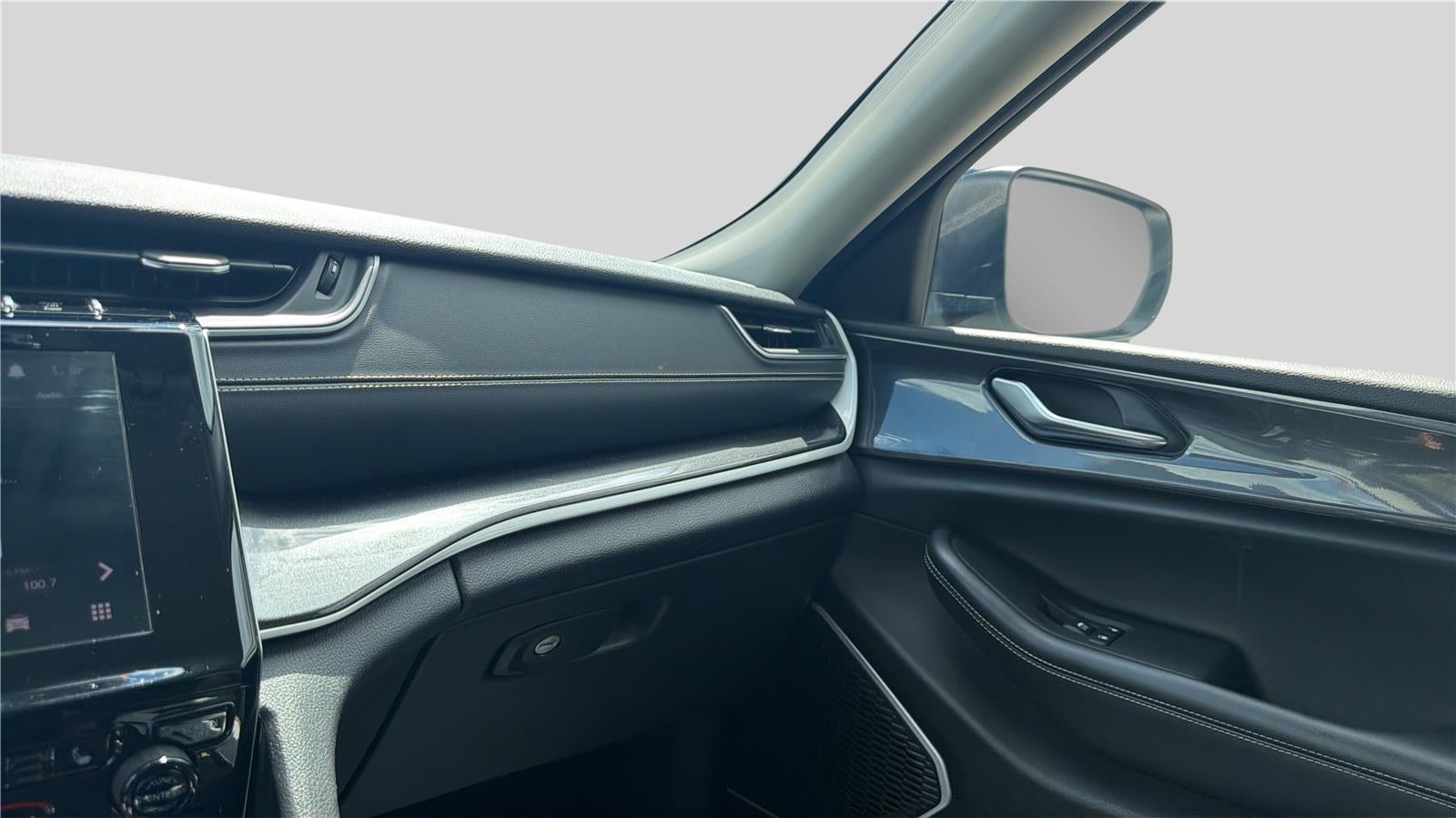 2022 Jeep Grand Cherokee L Laredo