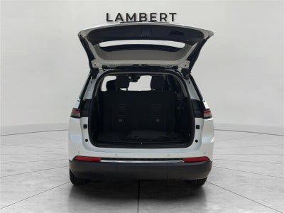 2022 Jeep Grand Cherokee L Laredo