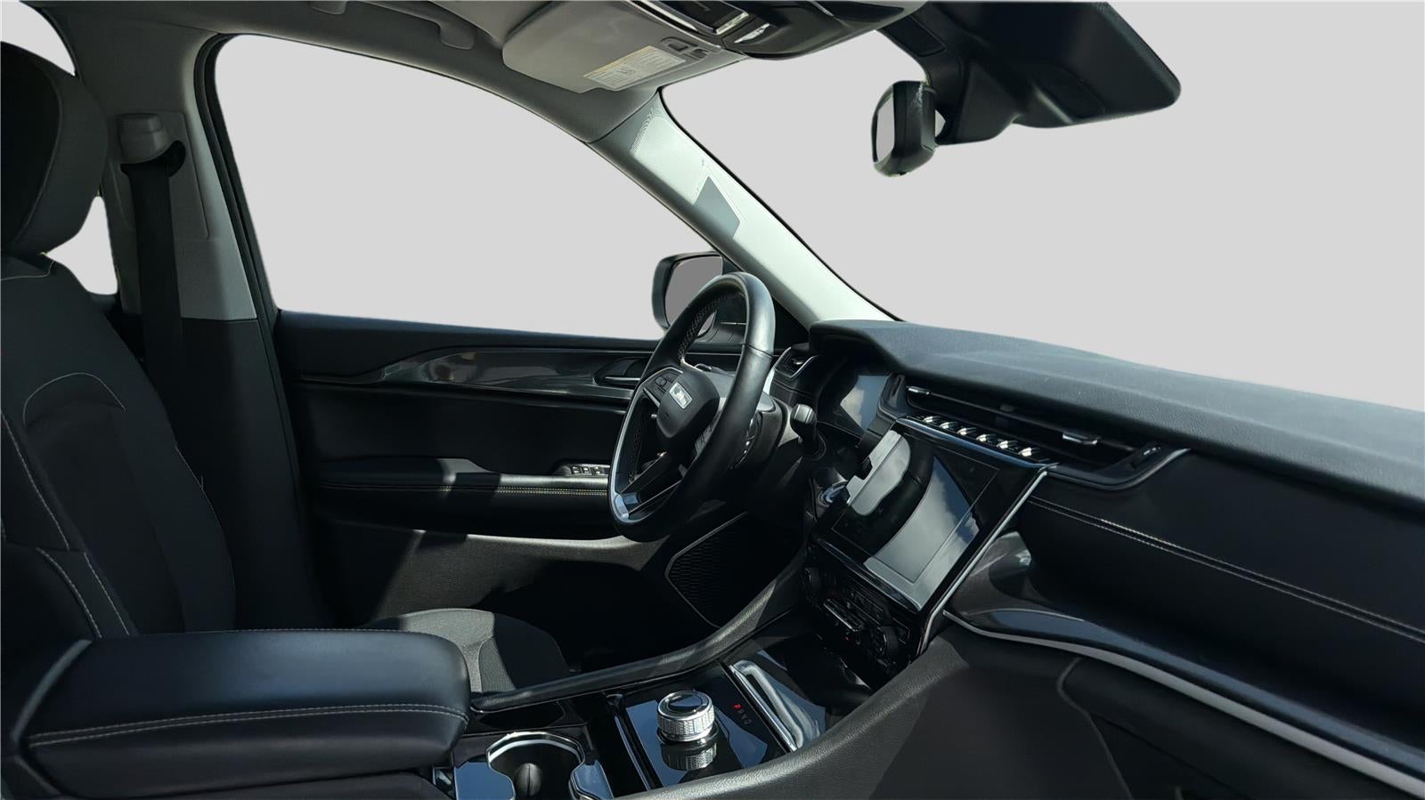 2022 Jeep Grand Cherokee L Laredo