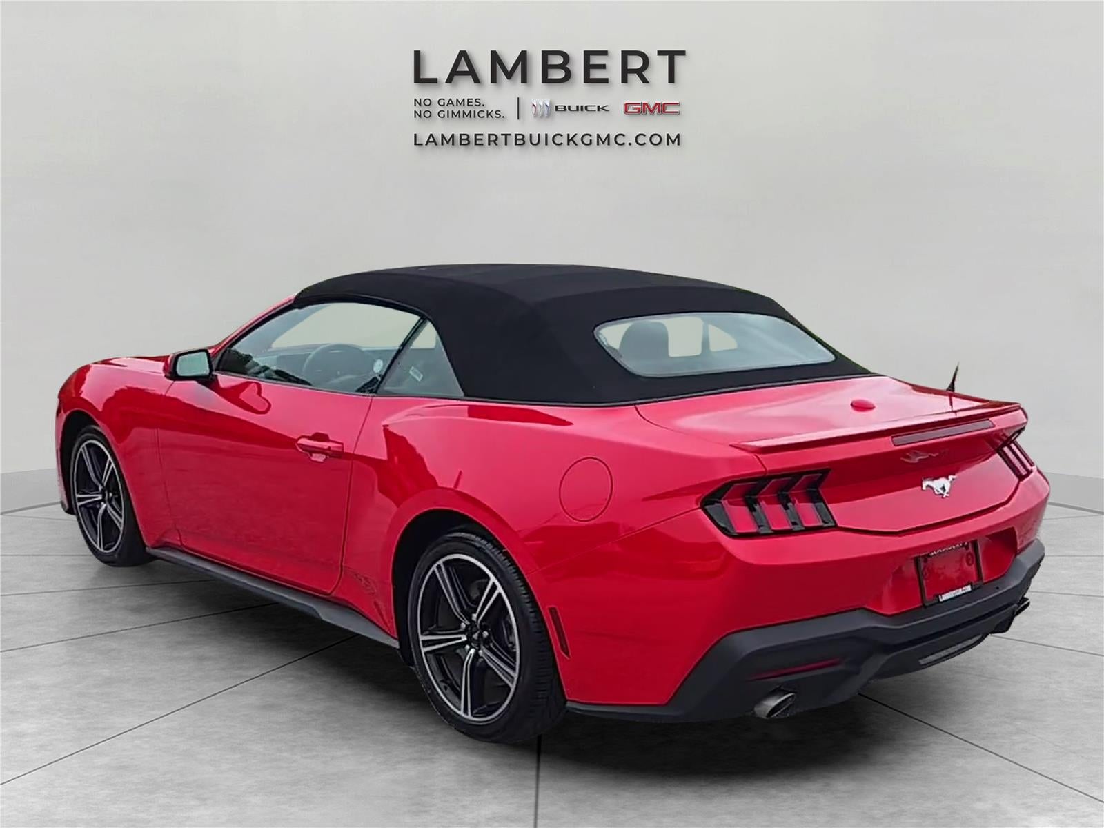 2025 Ford Mustang EcoBoost