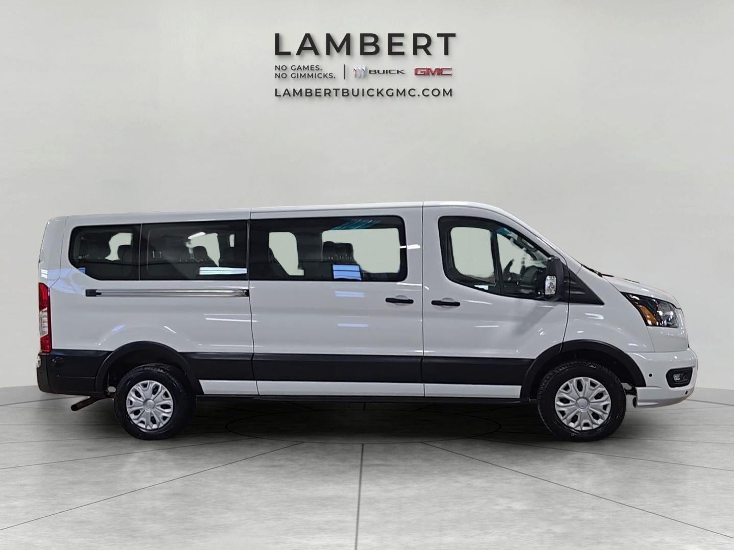 2024 Ford Transit Passenger Wagon XL