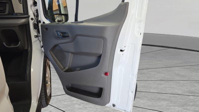 2025 Ford Transit Passenger Wagon XL