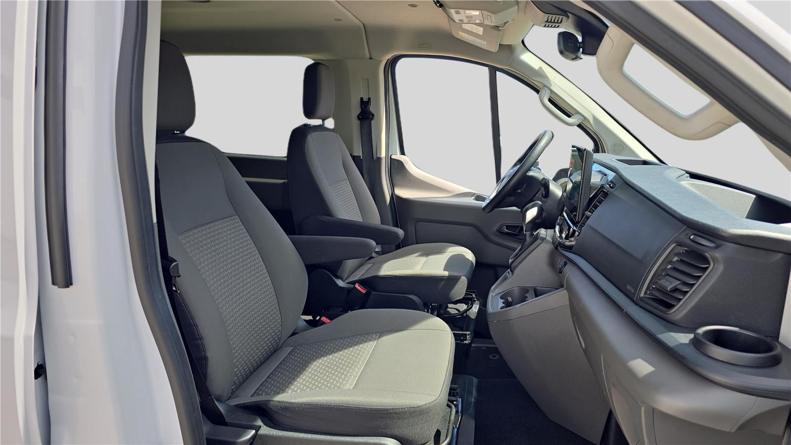 2024 Ford Transit Passenger Wagon XL