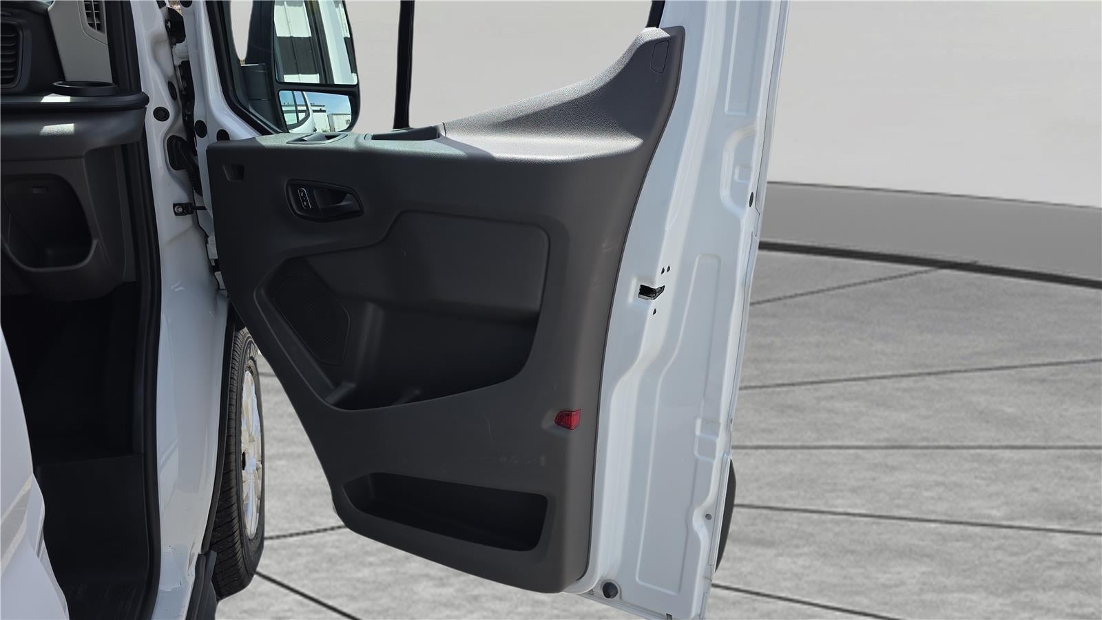 2024 Ford Transit Passenger Wagon XL