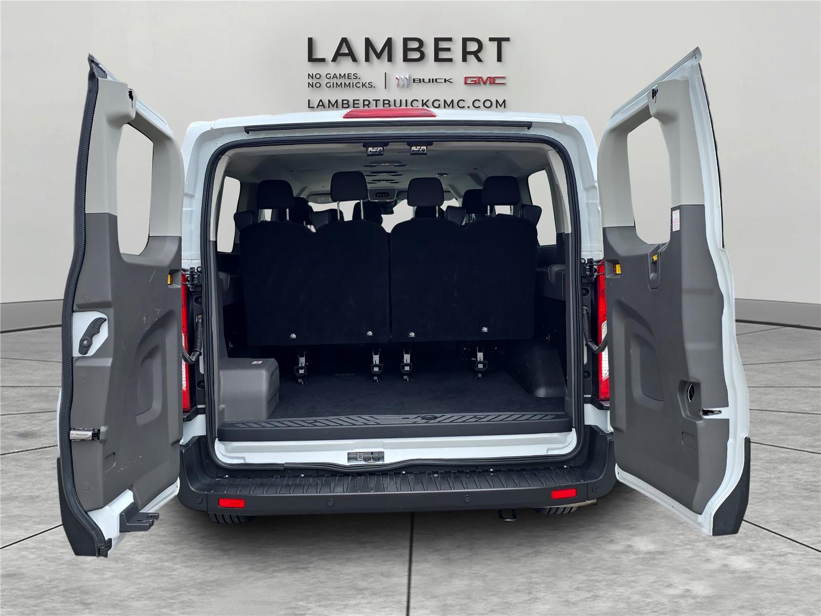 2025 Ford Transit Passenger Wagon XL