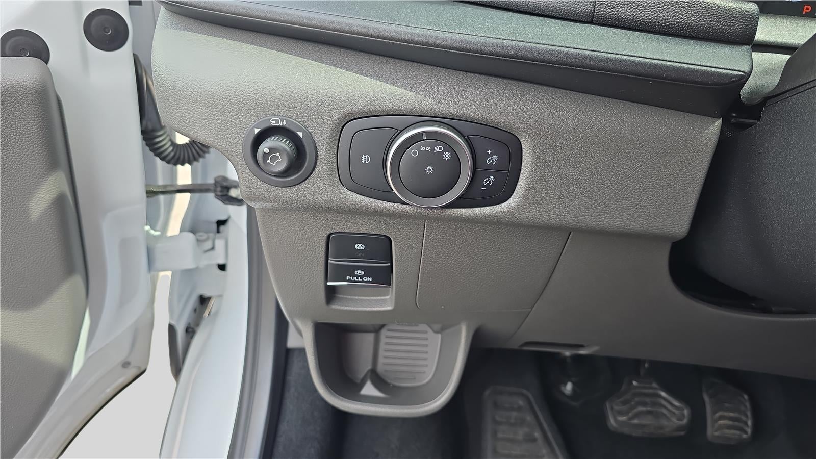 2025 Ford Transit Passenger Wagon XL