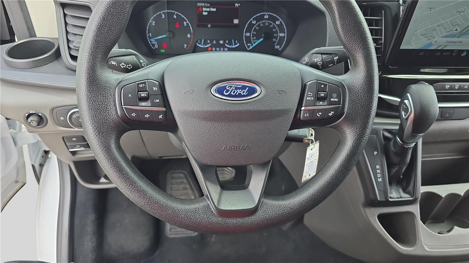 2025 Ford Transit Passenger Wagon XL