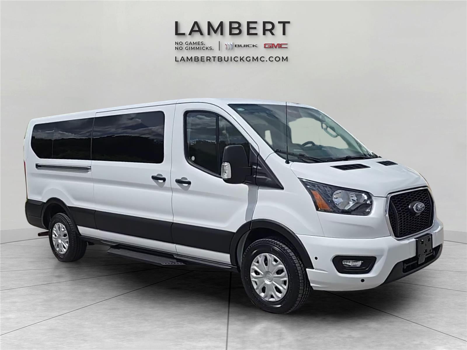 2025 Ford Transit Passenger Wagon XL