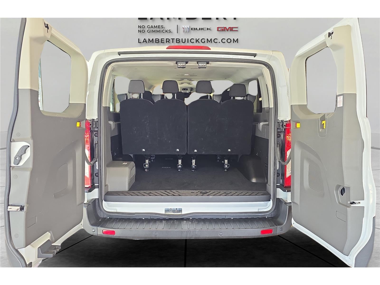 2025 Ford Transit Passenger Wagon XL