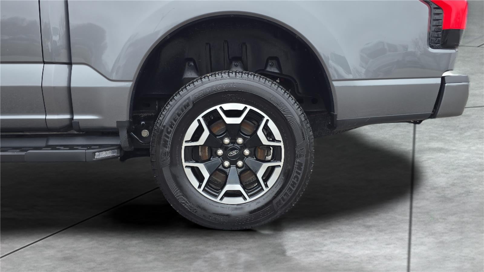 2023 Ford F-150 Lightning Pro