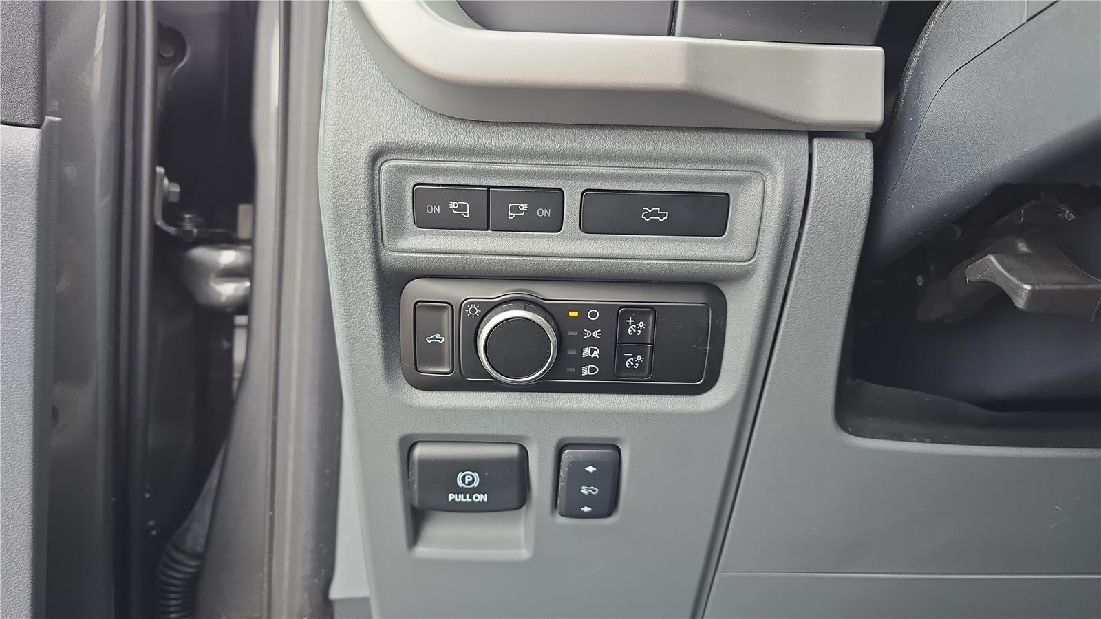 2023 Ford F-150 Lightning Pro