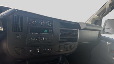 2016 Chevrolet Express Passenger 3500 LT