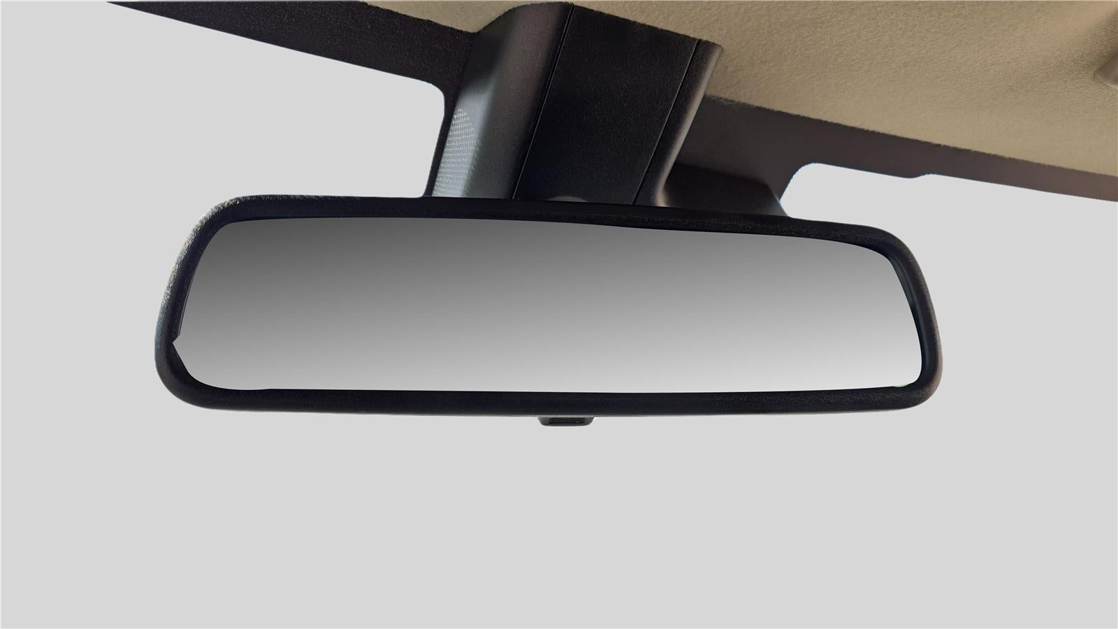 2025 Chevrolet Express Passenger 1LT