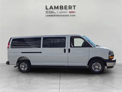 2025 Chevrolet Express Passenger 1LT