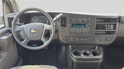 2025 Chevrolet Express Passenger 1LT
