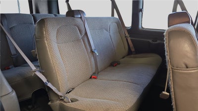 2023 Chevrolet Express Passenger 3500 1LT