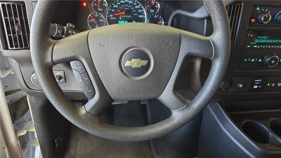 2023 Chevrolet Express Passenger 3500 1LT