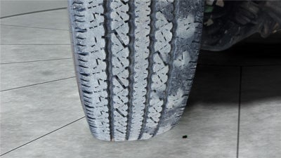 2023 Chevrolet Express Passenger 3500 1LT