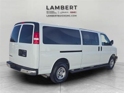 2023 Chevrolet Express Passenger 3500 1LT