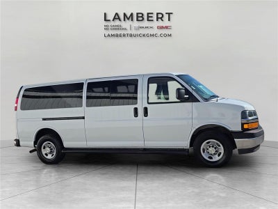 2023 Chevrolet Express Passenger 3500 1LT