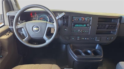 2023 Chevrolet Express Passenger 3500 1LT