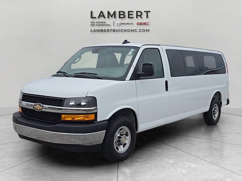 2025 Chevrolet Express Passenger 1LT