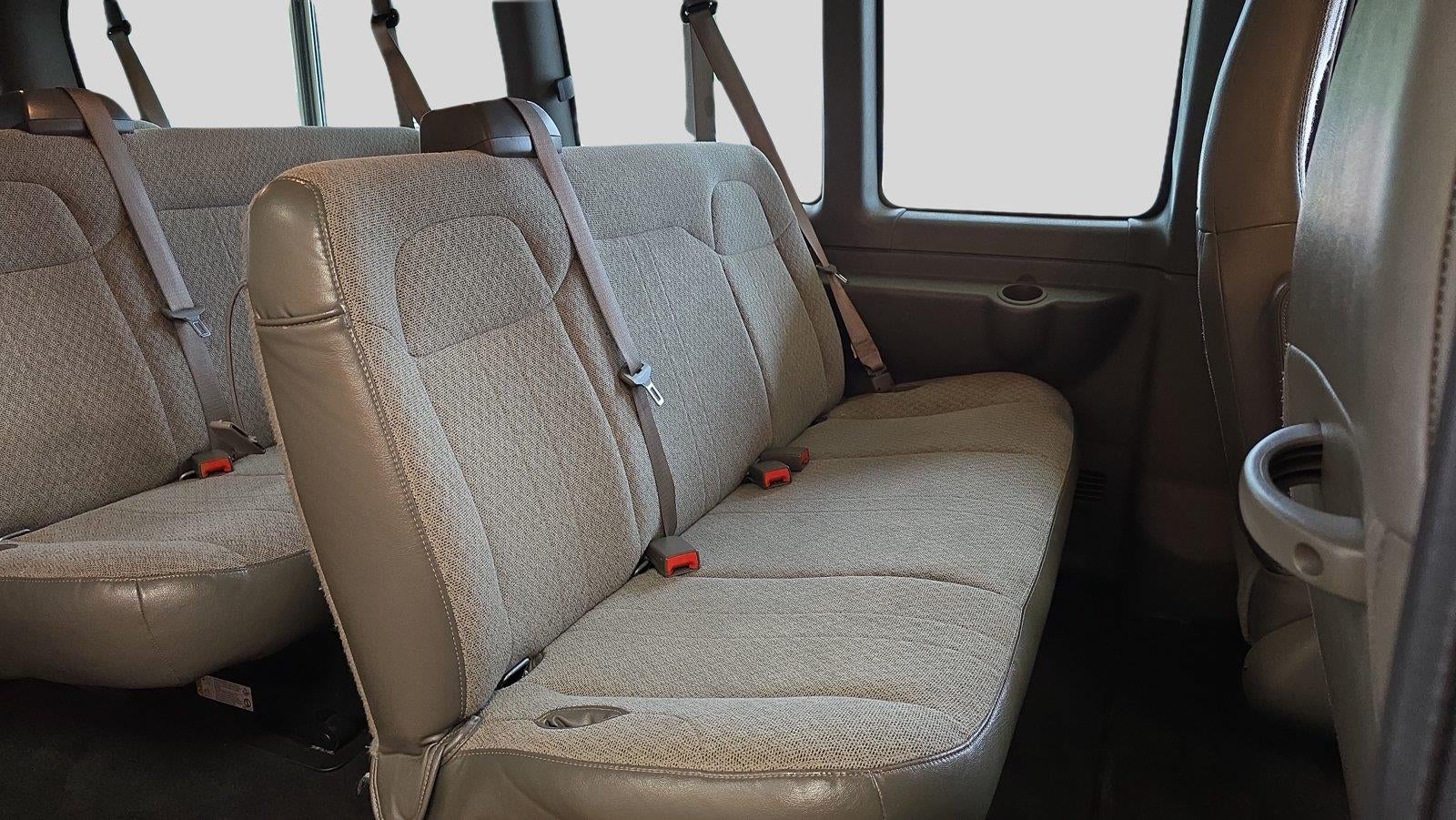 2025 Chevrolet Express Passenger 1LT