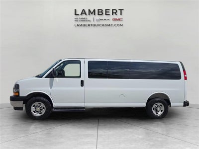 2025 Chevrolet Express Passenger 1LT