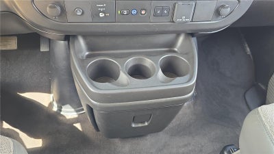 2025 Chevrolet Express Passenger 1LT