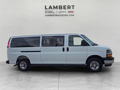 2025 Chevrolet Express Passenger 1LT