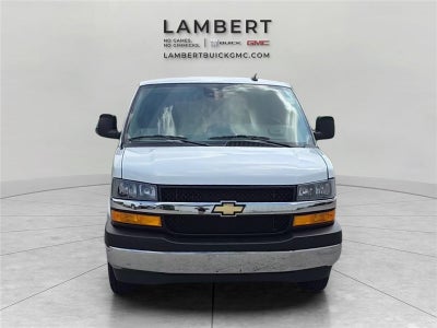 2025 Chevrolet Express Passenger 1LT