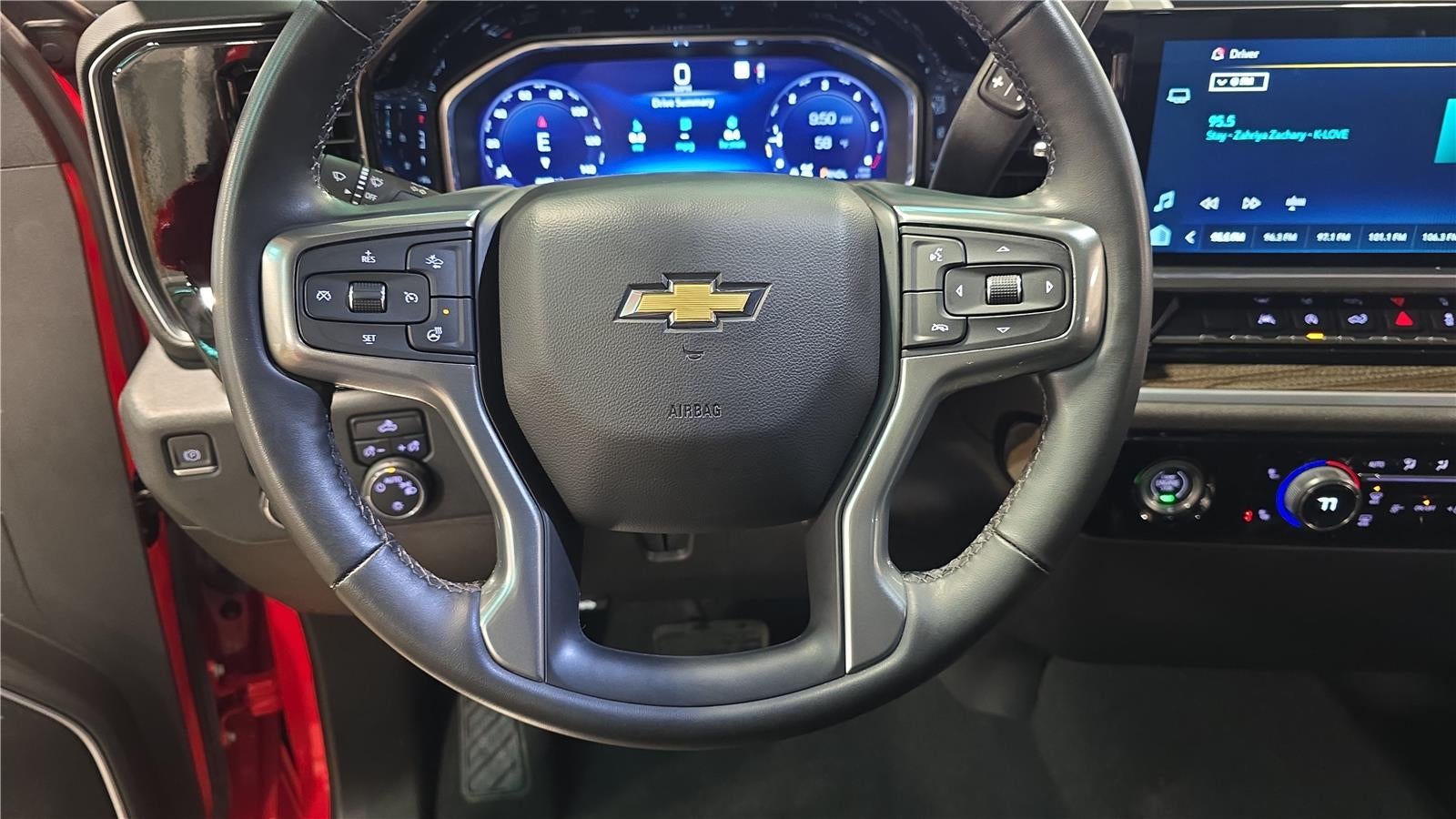 2023 Chevrolet Silverado 1500 LT (2FL)
